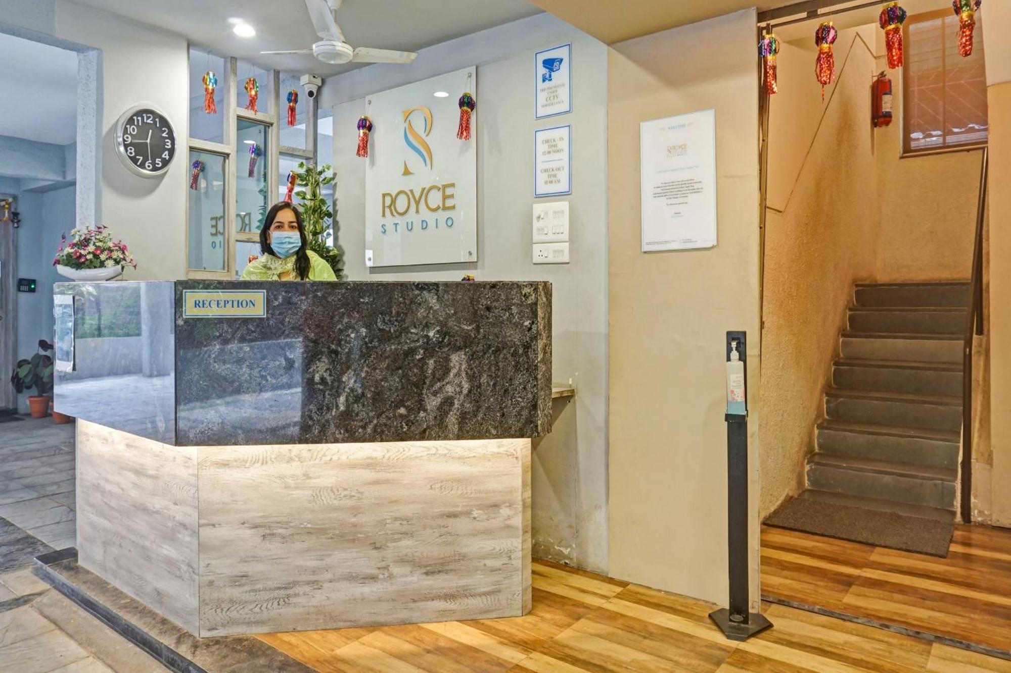 Collection O Royce Studios Near Pune Airport Exterior foto