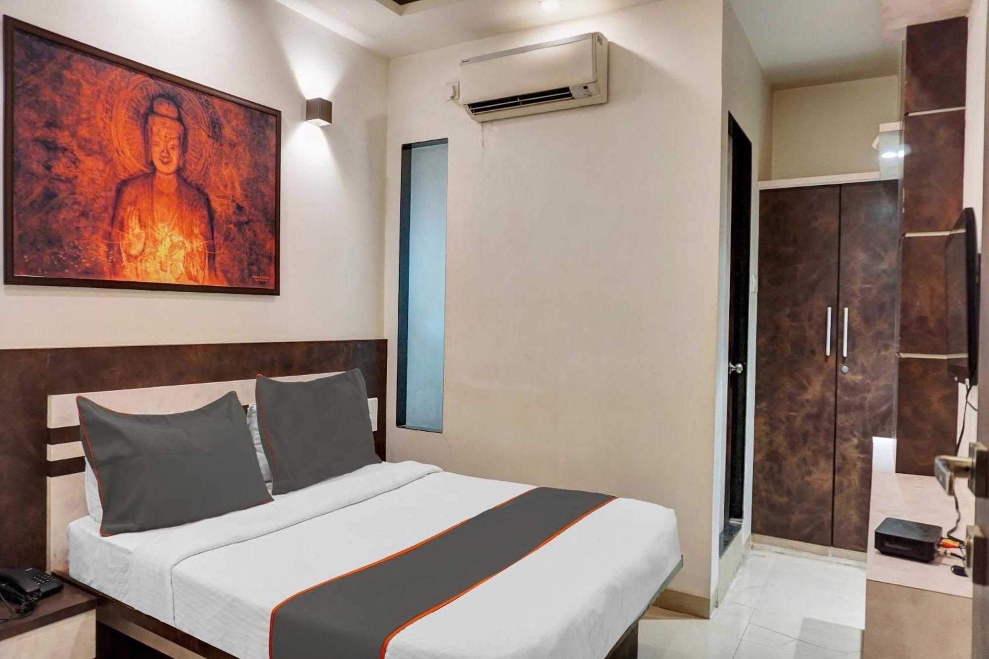 Collection O Royce Studios Near Pune Airport Exterior foto
